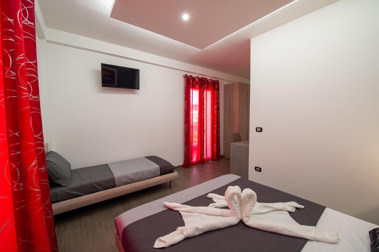 Perla Del Sud Hotel Sava Eksteriør billede